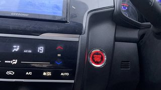 Used 2018 Honda WR-V [2017-2020] i-DTEC VX Diesel Manual top_features Keyless start