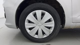 Used 2018 Maruti Suzuki Ertiga [2015-2018] VXI AT Petrol Automatic tyres LEFT FRONT TYRE RIM VIEW