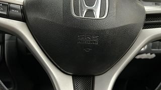 Used 2016 Honda BR-V [2016-2020] VX MT Petrol Petrol Manual top_features Airbags