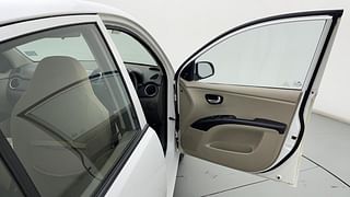 Used 2014 hyundai i10 Sportz 1.1 Petrol Petrol Manual interior RIGHT FRONT DOOR OPEN VIEW
