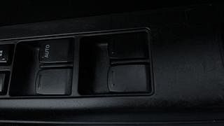 Used 2022 Maruti Suzuki Wagon R 1.0 VXI Petrol Manual top_features Rear power window