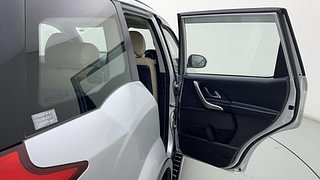 Used 2019 Mahindra XUV500 [2017-2021] W9 AT Diesel Automatic interior RIGHT REAR DOOR OPEN VIEW