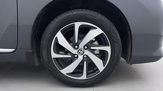 Used 2022 Toyota Glanza V Petrol Manual tyres RIGHT FRONT TYRE RIM VIEW