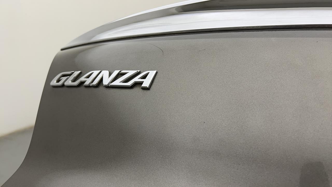 Used 2021 Toyota Glanza [2019-2022] G CVT Petrol Automatic dents MINOR SCRATCH