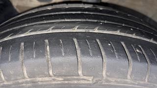 Used 2019 Hyundai Creta [2018-2020] 1.4 S Diesel Manual tyres LEFT FRONT TYRE TREAD VIEW