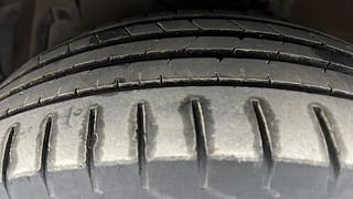 Used 2018 Maruti Suzuki Ciaz [2017-2020] Alpha Diesel Diesel Manual tyres LEFT FRONT TYRE TREAD VIEW