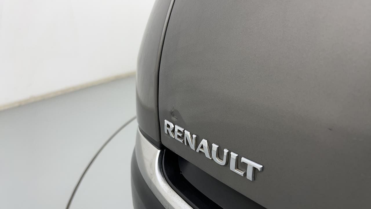 Used 2017 Renault Captur [2017-2020] 1.5 Platine diesel Diesel Manual dents MINOR DENT