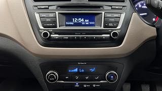 Used 2015 Hyundai Elite i20 [2014-2018] Sportz 1.2 Petrol Manual interior MUSIC SYSTEM & AC CONTROL VIEW