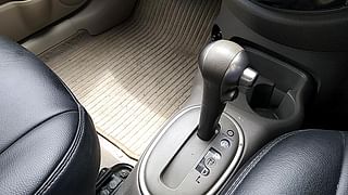 Used 2015 Nissan Micra [2013-2020] XV CVT Petrol Manual interior GEAR  KNOB VIEW