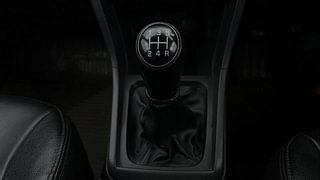 Used 2018 Maruti Suzuki Vitara Brezza [2016-2020] ZDi Diesel Manual interior GEAR  KNOB VIEW