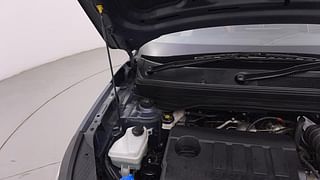 Used 2020 Hyundai Venue [2019-2020] SX(O) 1.4 CRDI Diesel Manual engine ENGINE RIGHT SIDE HINGE & APRON VIEW