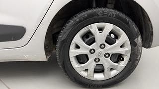 Used 2015 Hyundai Grand i10 [2013-2017] Sportz 1.2 Kappa VTVT Petrol Manual tyres LEFT REAR TYRE RIM VIEW