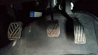 Used 2017 Maruti Suzuki Swift [2011-2017] LXi Petrol Manual interior PEDALS VIEW