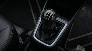 Used 2021 Maruti Suzuki Swift VXI Petrol Manual interior GEAR  KNOB VIEW