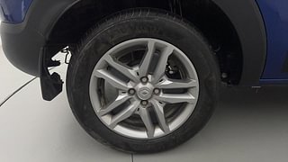 Used 2021 Renault Triber RXZ AMT Petrol Automatic tyres RIGHT REAR TYRE RIM VIEW