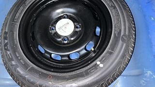 Used 2013 Ford Figo [2010-2015] Duratorq Diesel EXI 1.4 Diesel Manual tyres SPARE TYRE VIEW