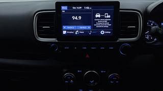 Used 2021 Hyundai Venue [2019-2022] SX 1.0  Turbo iMT Petrol Manual top_features GPS navigation system