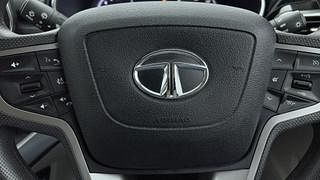 Used 2021 Tata Safari XZ Plus Diesel Manual top_features Airbags