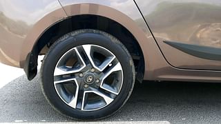 Used 2018 Tata Tigor Revotron XZA Petrol Automatic tyres RIGHT REAR TYRE RIM VIEW