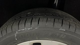 Used 2017 Maruti Suzuki Baleno [2015-2019] Zeta Petrol Petrol Manual tyres LEFT REAR TYRE TREAD VIEW