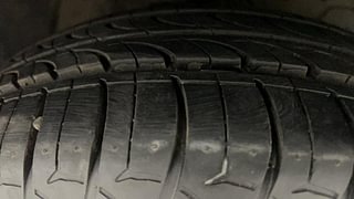 Used 2016 Tata Zest [2014-2019] XT Petrol Petrol Manual tyres RIGHT FRONT TYRE TREAD VIEW