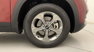 Used 2021 Kia Seltos HTK Plus AT D Diesel Automatic tyres RIGHT FRONT TYRE RIM VIEW