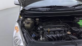 Used 2011 Hyundai i20 [2008-2012] Asta 1.4 AT Petrol Automatic engine ENGINE RIGHT SIDE HINGE & APRON VIEW
