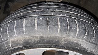 Used 2020 Maruti Suzuki Baleno [2019-2022] Alpha Petrol Petrol Manual tyres LEFT FRONT TYRE TREAD VIEW