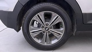 Used 2017 Hyundai Creta [2015-2018] 1.6 SX Plus Auto Petrol Petrol Automatic tyres RIGHT REAR TYRE RIM VIEW