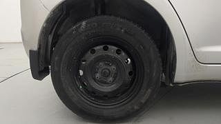 Used 2010 Maruti Suzuki Swift [2007-2011] VXi Petrol Manual tyres RIGHT REAR TYRE RIM VIEW