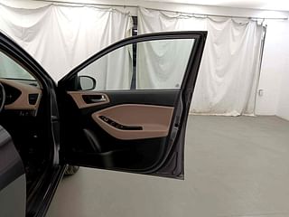 Used 2019 Hyundai Elite i20 [2018-2020] Asta 1.2 (O) Petrol Manual interior RIGHT FRONT DOOR OPEN VIEW