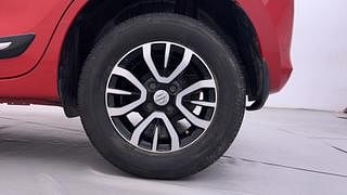 Used 2019 Maruti Suzuki Swift [2017-2021] VXI AMT Petrol Automatic tyres LEFT REAR TYRE RIM VIEW