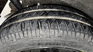 Used 2013 Maruti Suzuki Wagon R 1.0 [2010-2019] VXi Petrol Manual tyres RIGHT REAR TYRE TREAD VIEW