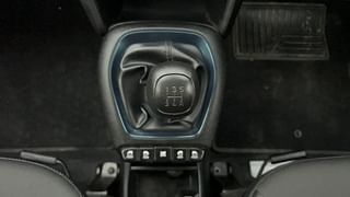 Used 2019 Hyundai New Santro 1.1 [2018-2020] Sportz SE Petrol Manual interior GEAR  KNOB VIEW