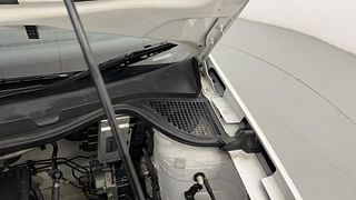 Used 2020 Volkswagen Polo [2018-2022] Trendline 1.0 (P) Petrol Manual engine ENGINE LEFT SIDE HINGE & APRON VIEW