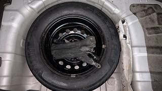 Used 2010 Hyundai i20 [2008-2012] Magna 1.2 Petrol Manual tyres SPARE TYRE VIEW