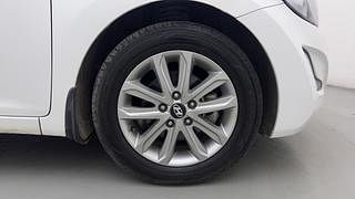 Used 2015 Hyundai Neo Fluidic Elantra [2012-2016] 1.8 SX MT VTVT Petrol Manual tyres RIGHT FRONT TYRE RIM VIEW