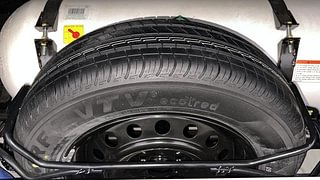 Used 2022 Maruti Suzuki Wagon R 1.0 VXI CNG Petrol+cng Manual tyres SPARE TYRE VIEW