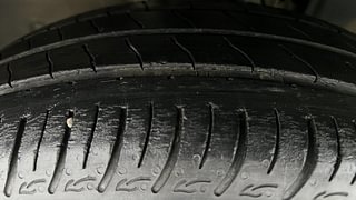 Used 2020 Renault Triber RXZ AMT Petrol Automatic tyres LEFT FRONT TYRE TREAD VIEW