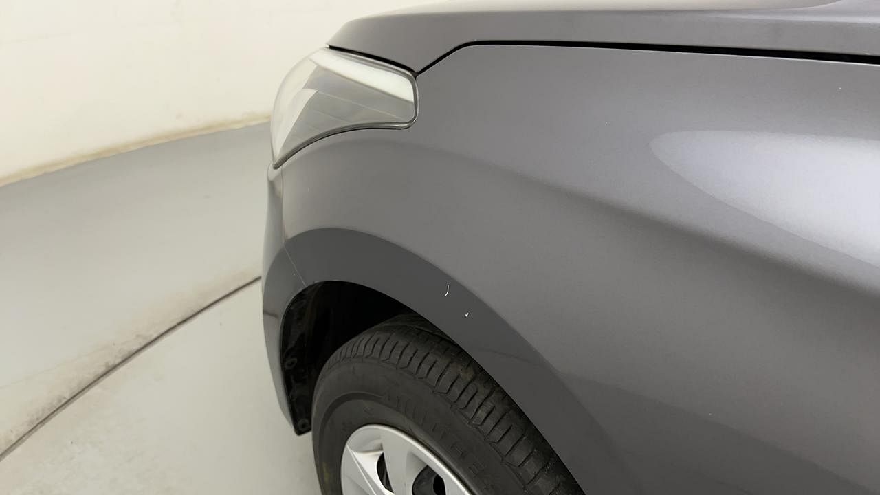 Used 2016 Hyundai Elite i20 [2014-2018] Sportz 1.2 Petrol Manual dents MINOR SCRATCH