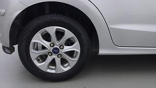 Used 2015 Ford Figo [2015-2019] Titanium 1.2 Ti-VCT Petrol Manual tyres RIGHT REAR TYRE RIM VIEW