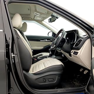 Used 2020 Kia Seltos GTX Plus Petrol Manual interior RIGHT SIDE FRONT DOOR CABIN VIEW