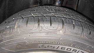 Used 2018 JEEP Compass [2017-2021] Limited 1.4 Petrol AT Petrol Automatic tyres LEFT REAR TYRE TREAD VIEW