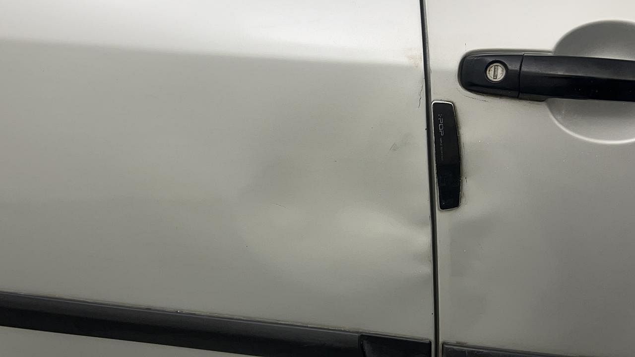 Used 2010 Maruti Suzuki Swift [2007-2011] VXi Petrol Manual dents MINOR DENT