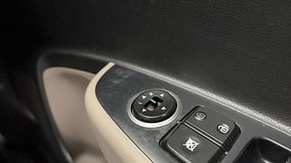 Used 2018 Hyundai Grand i10 [2017-2020] Magna AT 1.2 Kappa VTVT Petrol Automatic top_features Adjustable ORVM