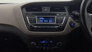 Used 2016 Hyundai Elite i20 [2014-2018] Asta 1.4 CRDI Diesel Manual top_features Integrated (in-dash) music system