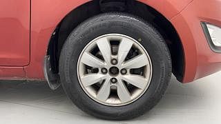 Used 2012 Hyundai i20 [2012-2014] Sportz 1.2 Petrol Manual tyres RIGHT FRONT TYRE RIM VIEW