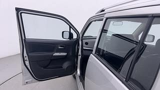 Used 2012 Maruti Suzuki Wagon R 1.0 [2010-2019] VXi Petrol Manual interior LEFT FRONT DOOR OPEN VIEW