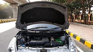 Used 2014 Maruti Suzuki Swift [2011-2017] VDi Diesel Manual engine ENGINE & BONNET OPEN FRONT VIEW