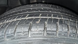 Used 2016 Hyundai Creta [2015-2018] 1.6 SX Plus Petrol Petrol Manual tyres RIGHT REAR TYRE TREAD VIEW